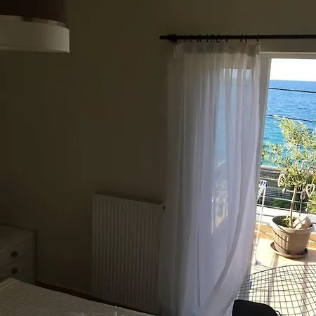 Maisonette Olen Дервенион
